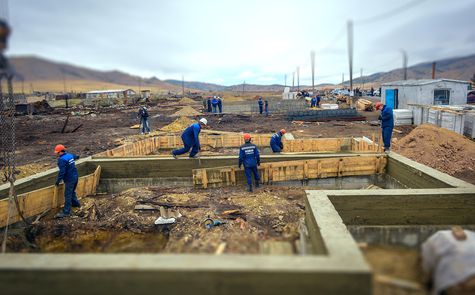 Строительство жилья для погорельцев Хакасии. Село Вершино-Биджа.